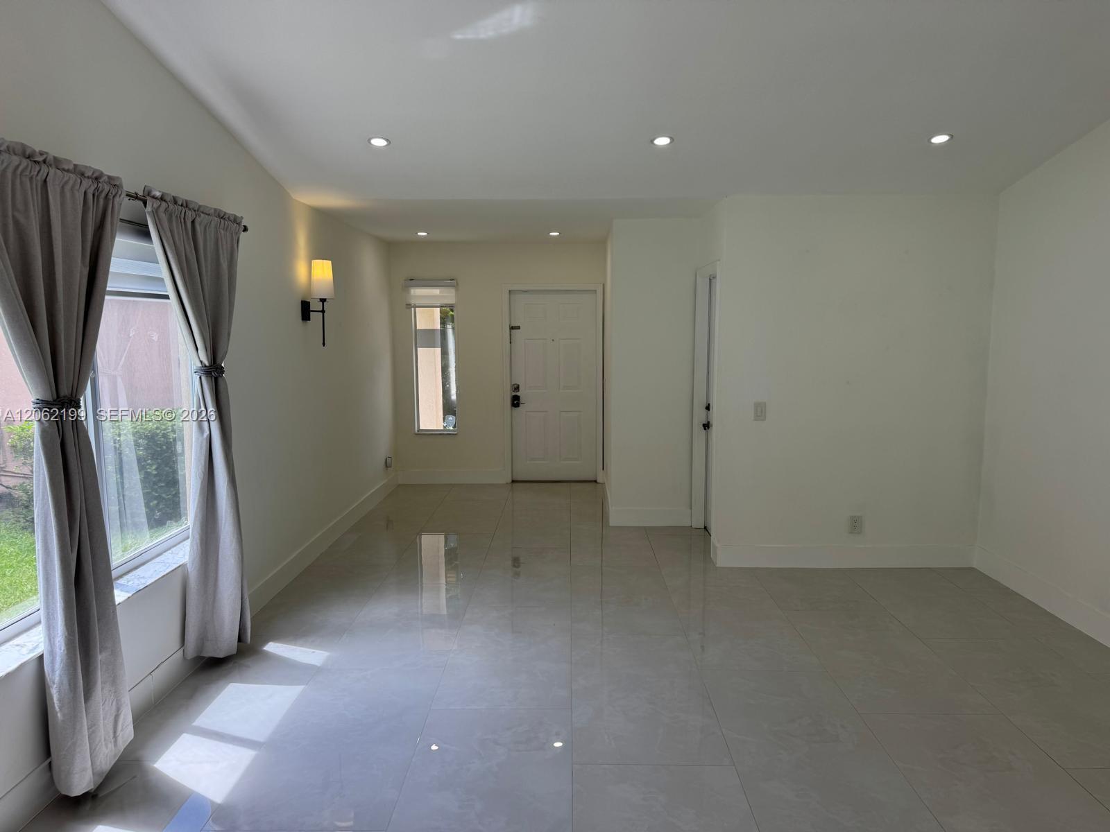 1133 Alexander Bnd, Weston FL 33327 photo 2