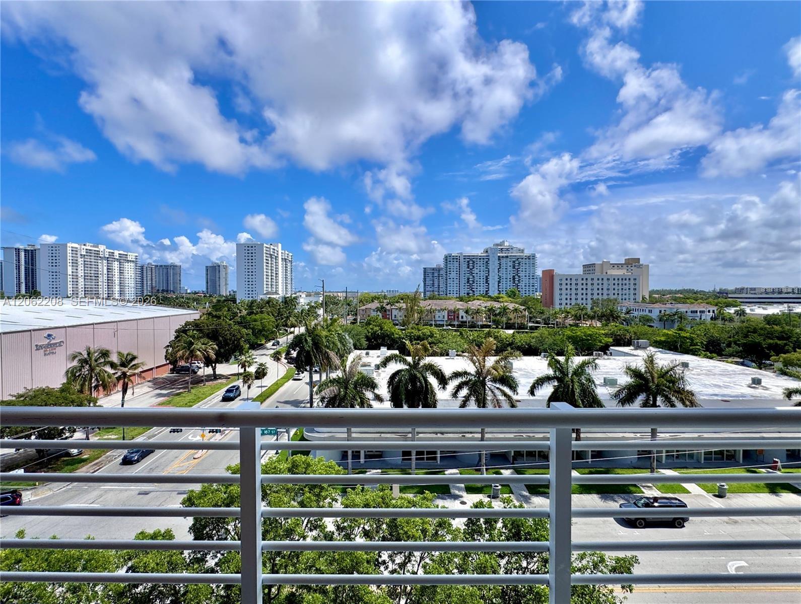 Aventura, FL 33180 photo 3