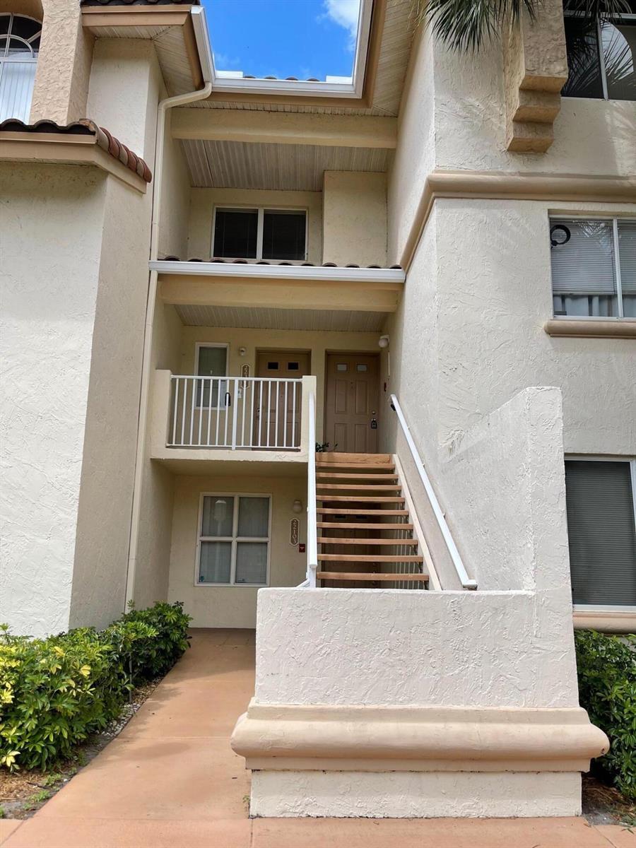 22303 Glenmoor Drive, West Palm Beach FL 33409