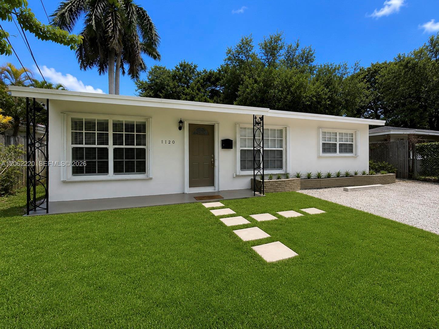 1120 SW 15th Ter, Fort Lauderdale FL 33312 photo 5