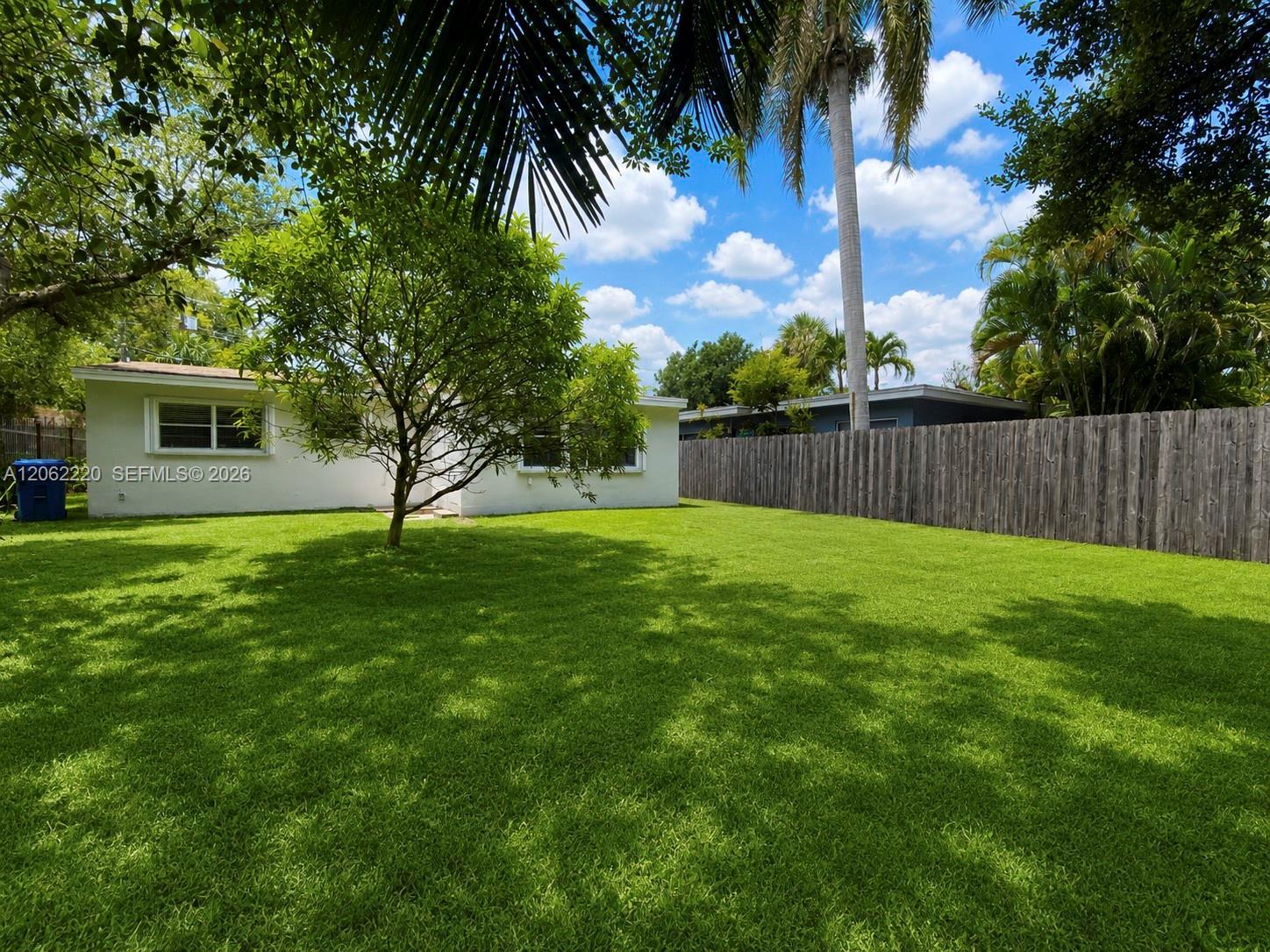 1120 SW 15th Ter, Fort Lauderdale FL 33312 photo 4
