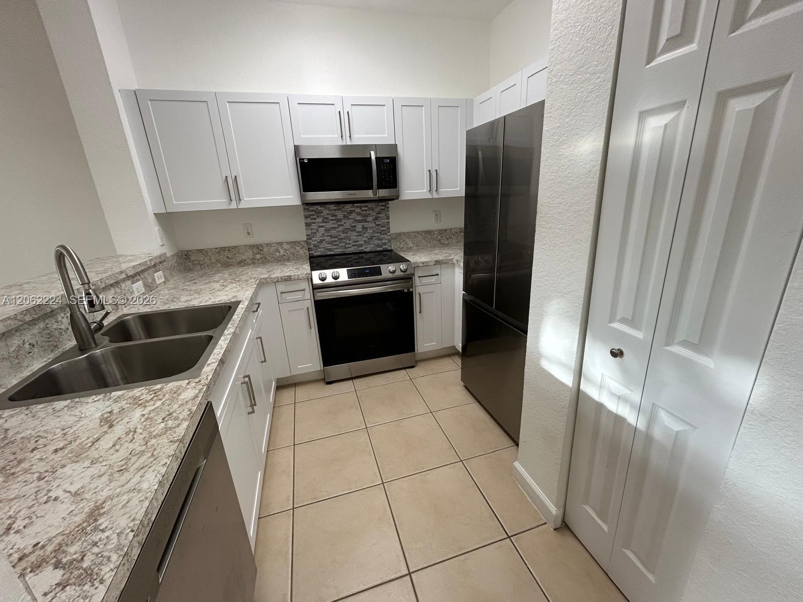 9257 SW 227th St # 26, Cutler Bay FL 33190 photo 5