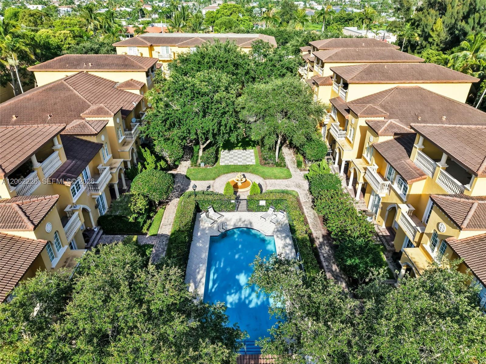 425 NE 69th Cir, Boca Raton FL 33487 photo 2