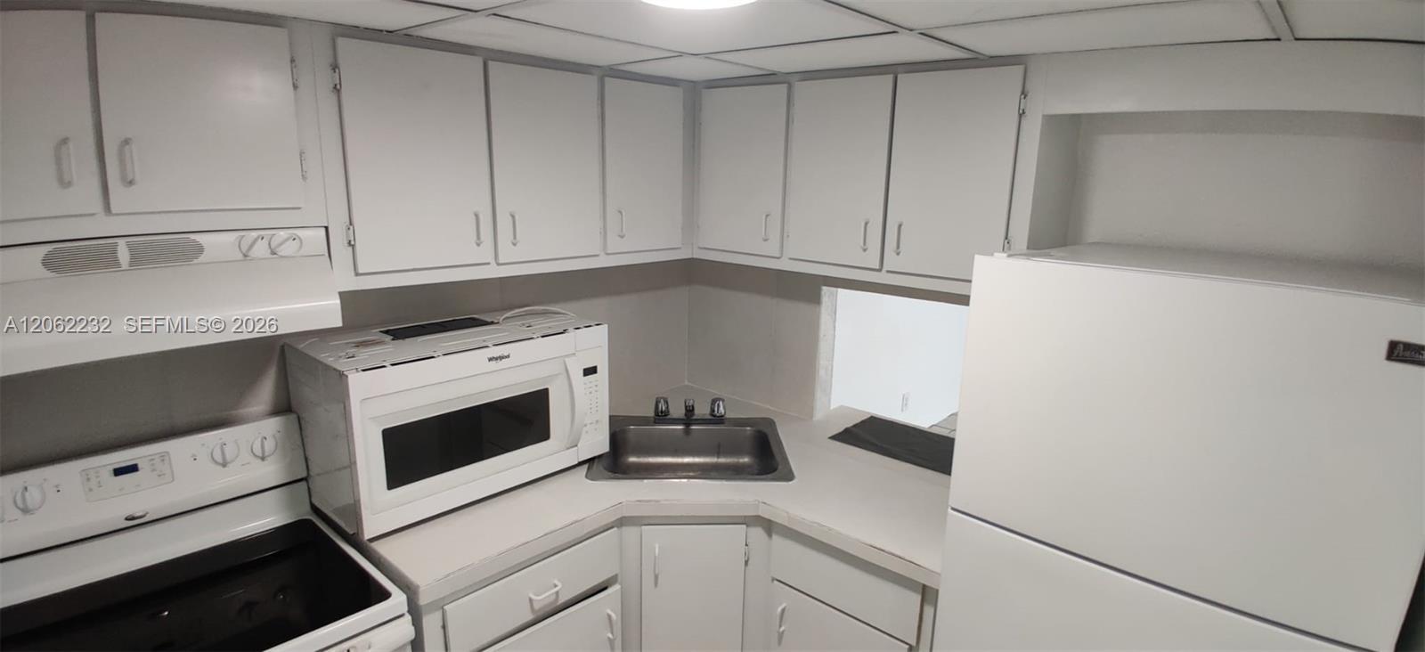 4550 NW 9th St # 706E, Miami FL 33126 photo 4