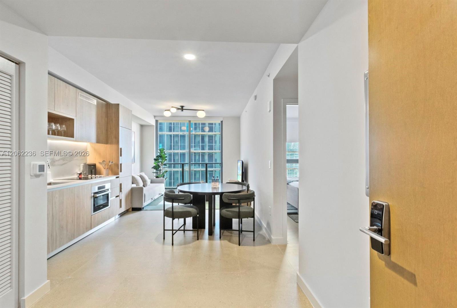 11 NE 6th St # 2303, Miami FL 33132 photo 4