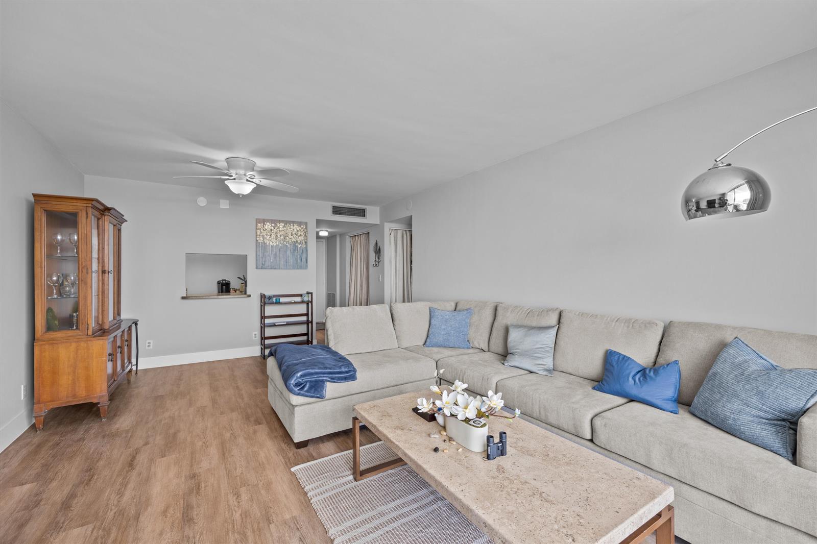 470 Executive Center Drive # 5b, West Palm Beach FL 33401 photo 5