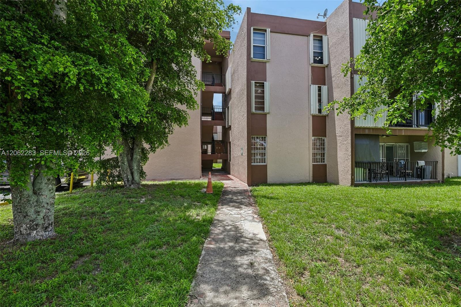 1900 W 68th St # B203, Hialeah FL 33014 photo 3