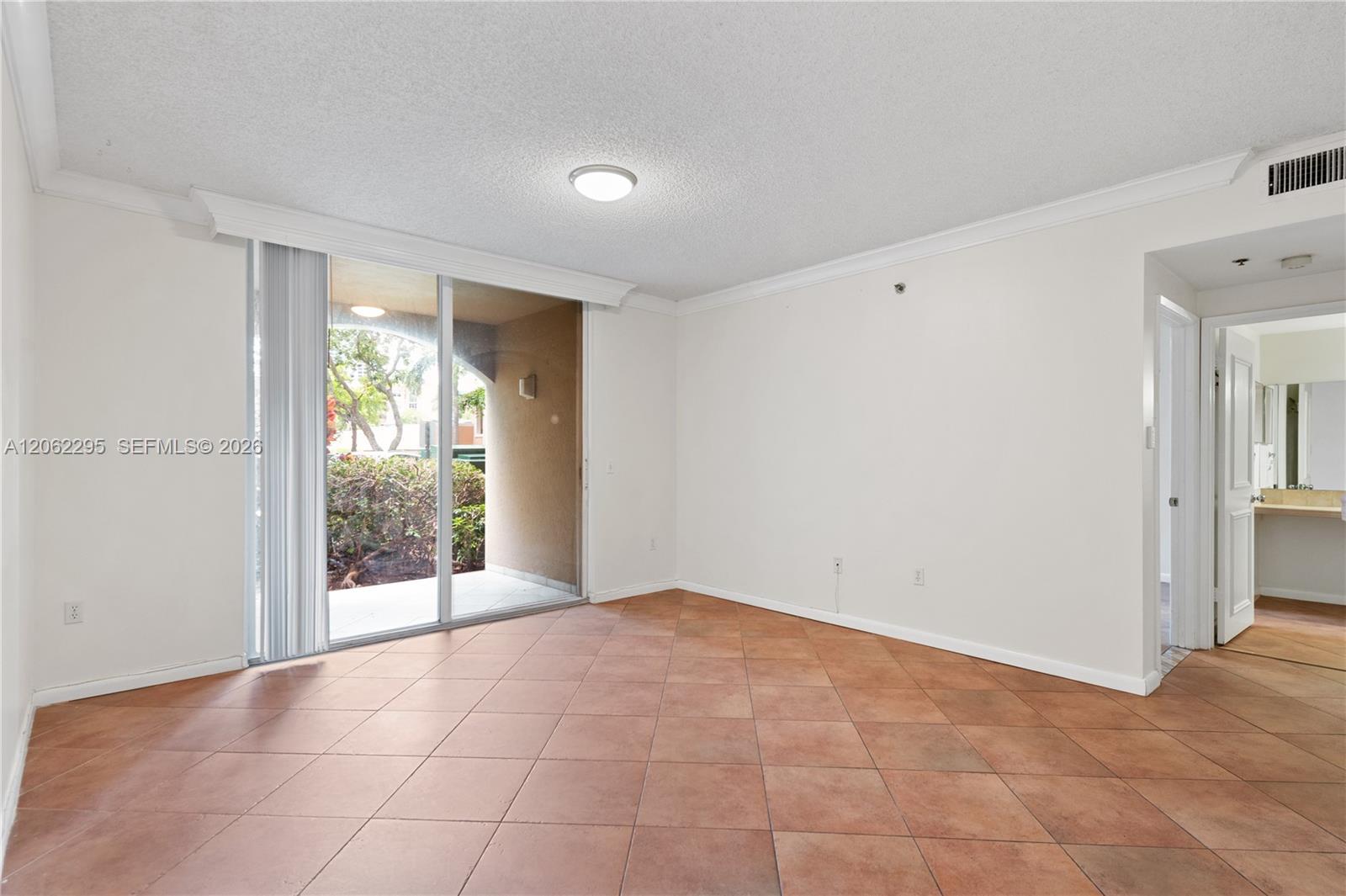 19701 E Country Club Dr # 5105, Aventura FL 33180 photo 3