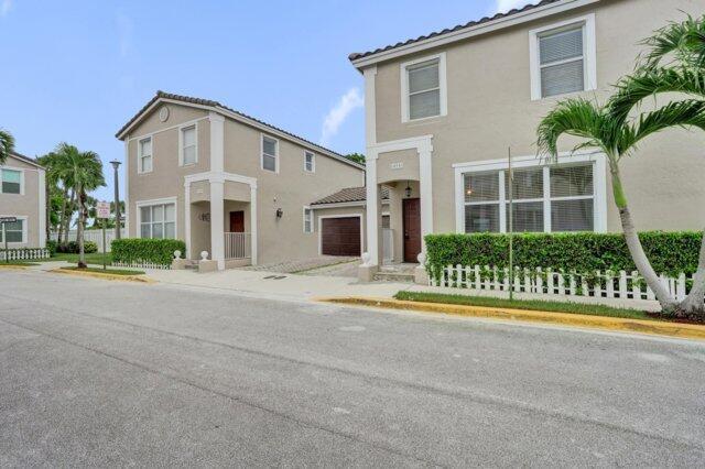 10581 NW 57TH Court, Coral Springs FL 33076 photo 3