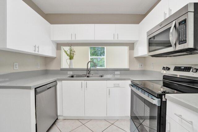 10581 NW 57TH Court, Coral Springs FL 33076 photo 5