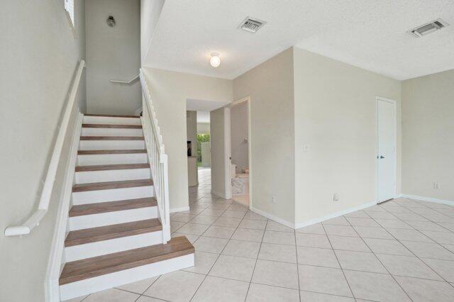 10581 NW 57TH Court, Coral Springs FL 33076 photo 4