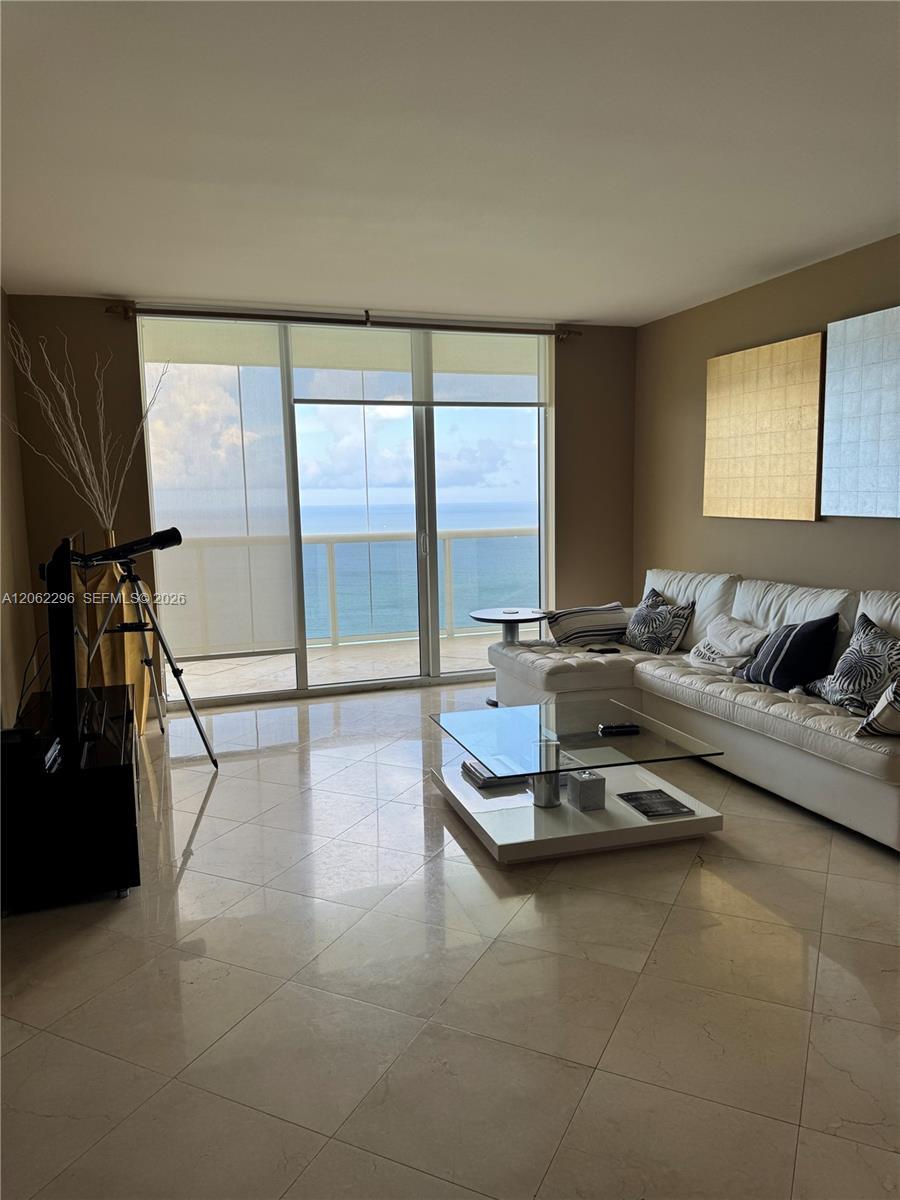 1850 S Ocean Dr # 4203, Hallandale Beach FL 33009 photo 3