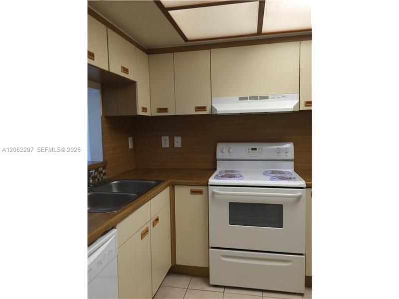 12455 SW 93rd Ter # 408T, Miami FL 33186 photo 4