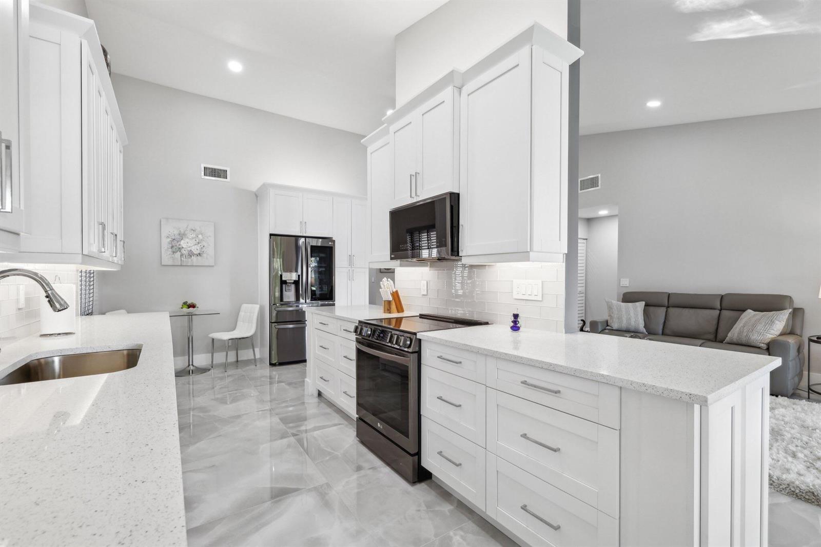 4847 Boxwood Circle, Boynton Beach FL 33436 photo 5