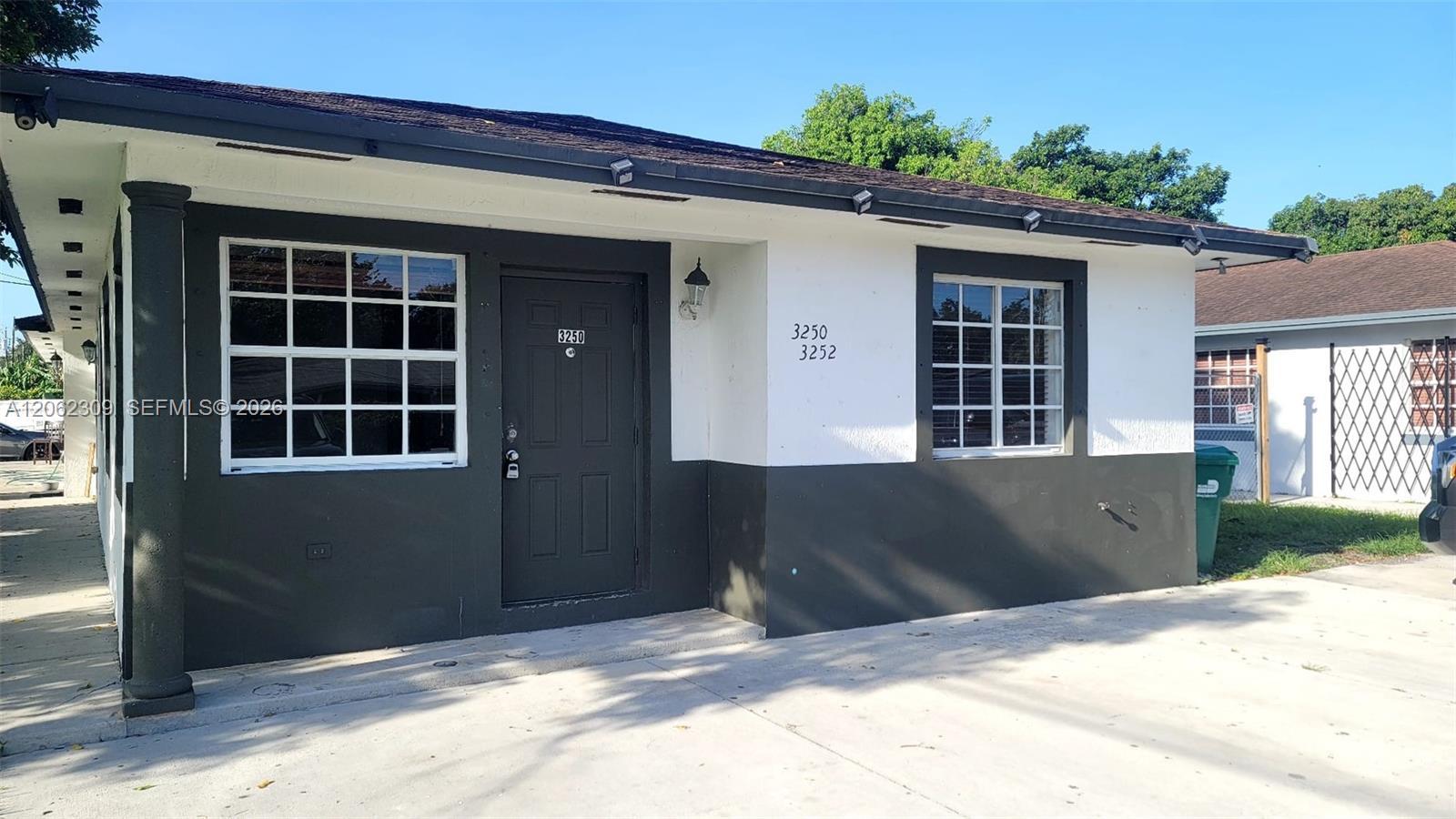 3250 NW 94 ST # 0, Miami FL 33147