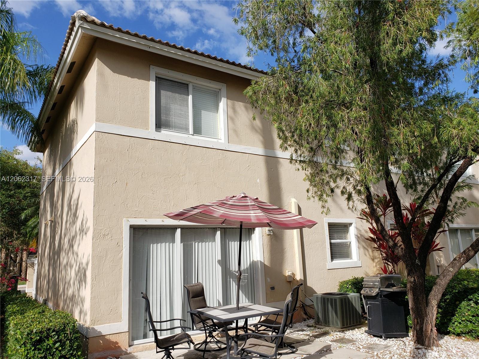Pembroke Pines, FL 33028 photo 2