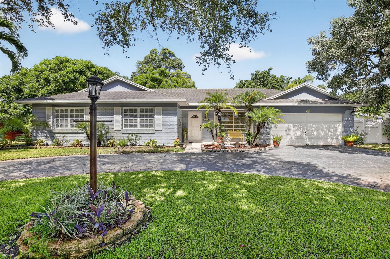 721 SW 59TH Avenue, Plantation FL 33317