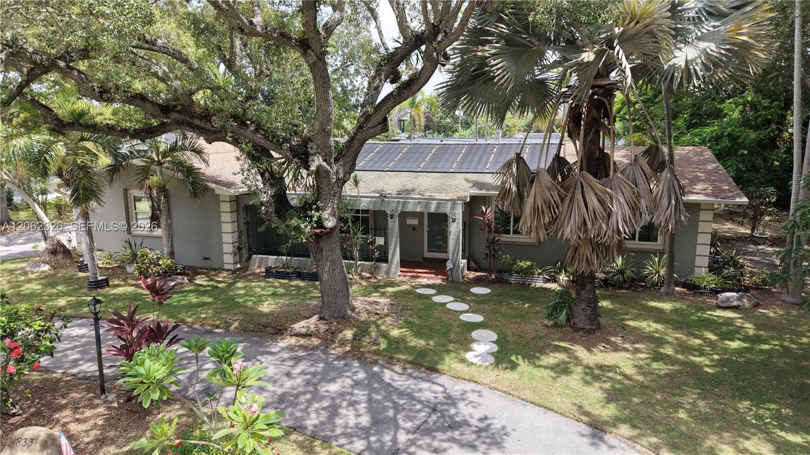 8331 SW 156th St, Palmetto Bay FL 33157 photo 2