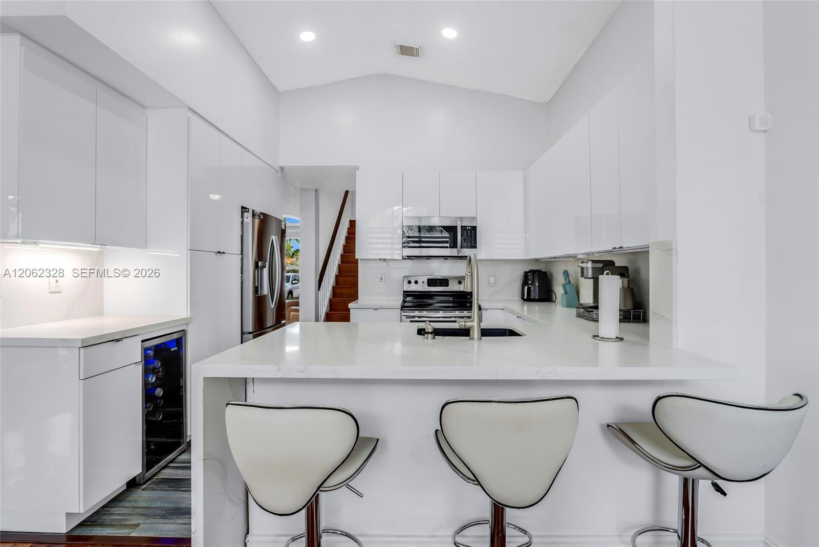 17513 NW 10th St, Pembroke Pines FL 33029 photo 3