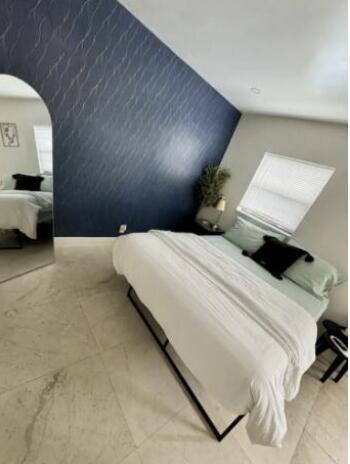 408 SE 12TH Court # 3B, Fort Lauderdale FL 33316 photo 3