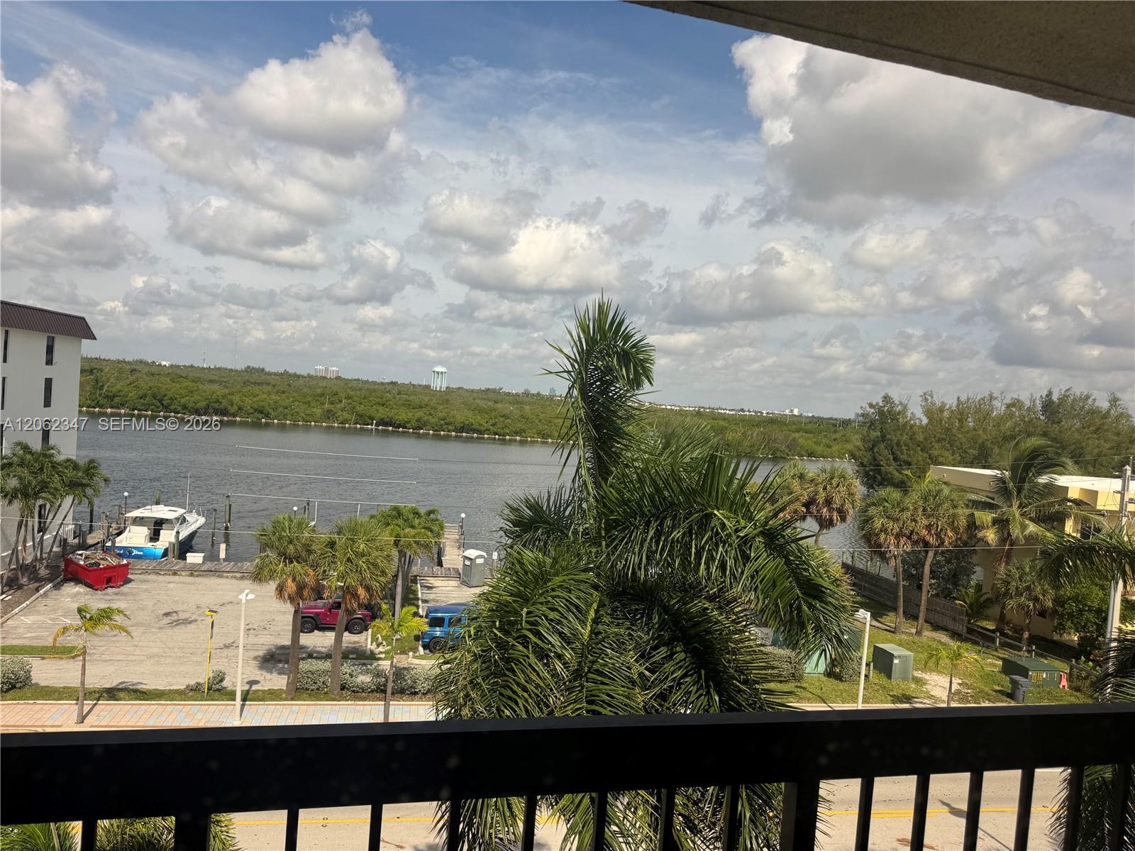 3215 N Ocean Dr # 502, Hollywood FL 33019 photo 2