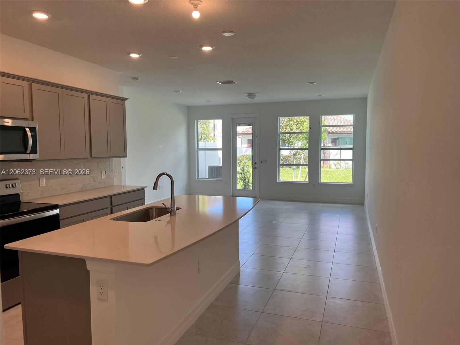6121 Rancho Ln # 6121, Green Acres FL 33415 photo 3