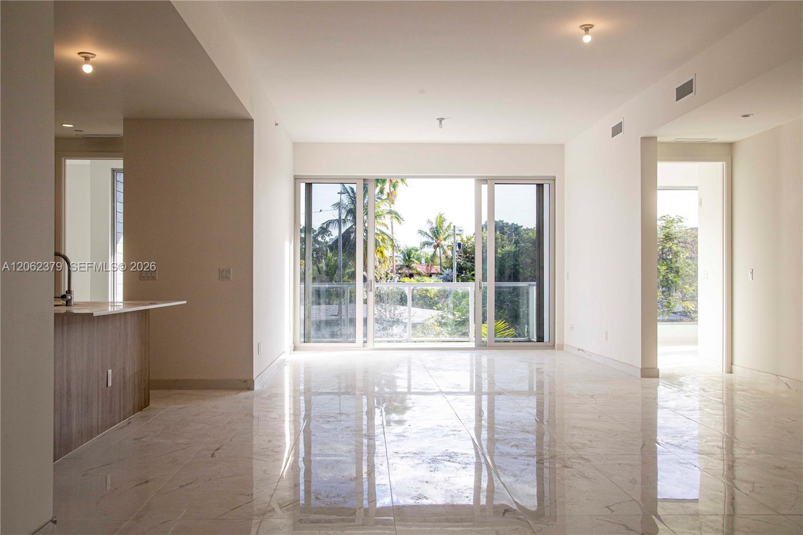 529 SW 11th St # 202, Miami FL 33129 photo 3