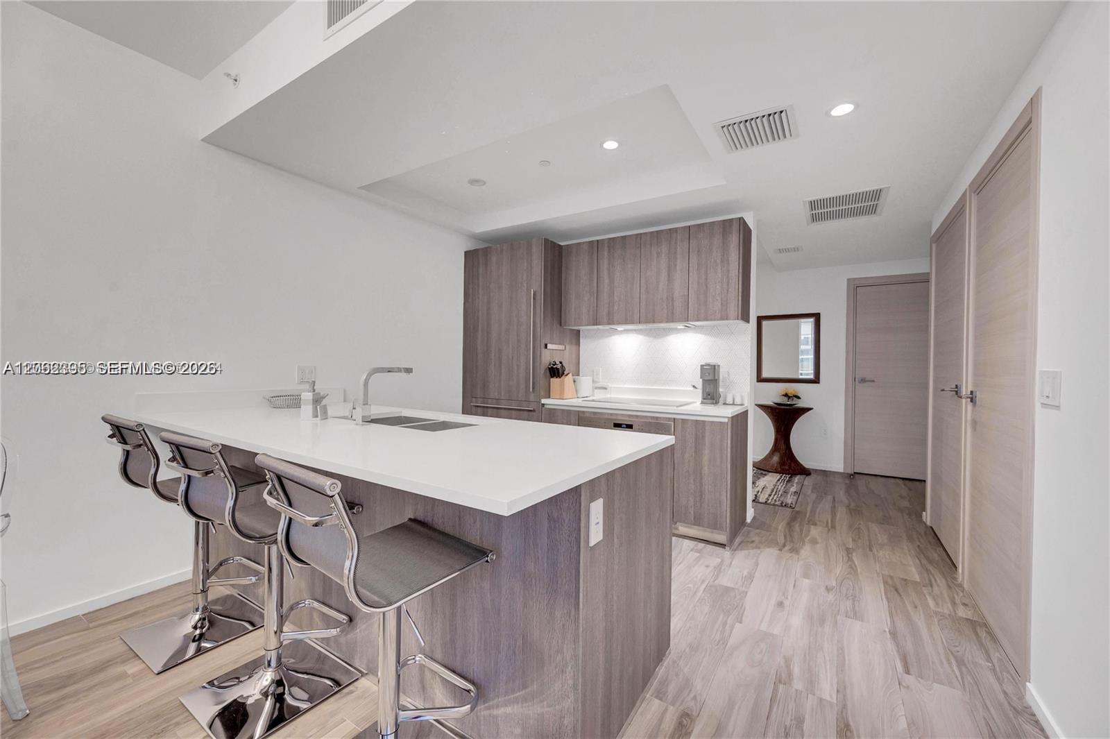 801 S Miami Ave # 2006, Miami FL 33130 photo 5