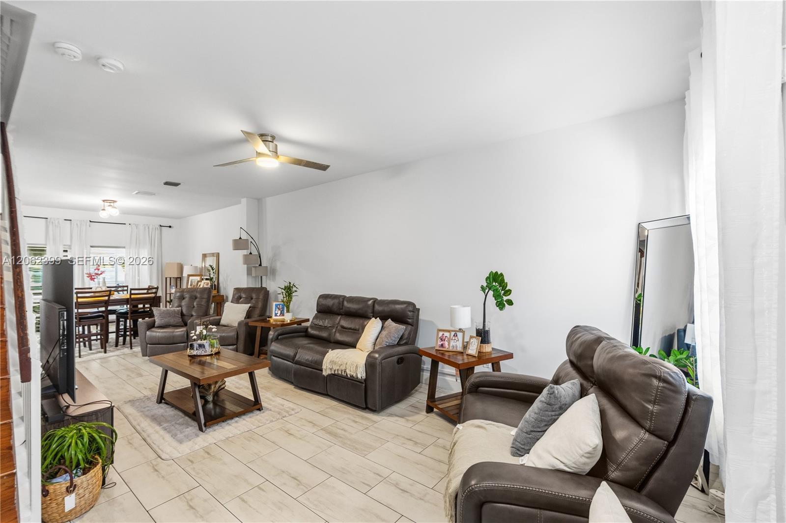 1844 SW 102nd Way, Miramar FL 33025 photo 4
