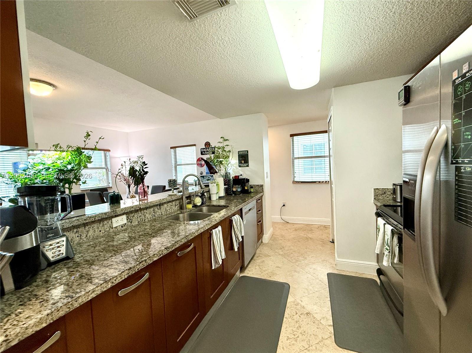 1033 SW 9th Ct # 2, Miami FL 33130 photo 4
