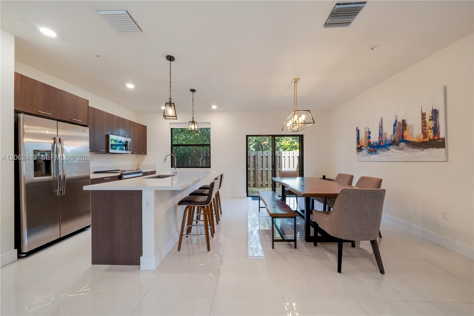 10425 NW 82nd St # 4, Doral FL 33178 photo 4