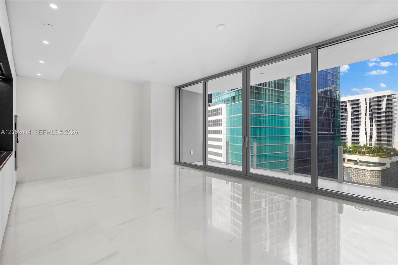 300 Biscayne Blvd Way # 1708, Miami FL 33131 photo 4