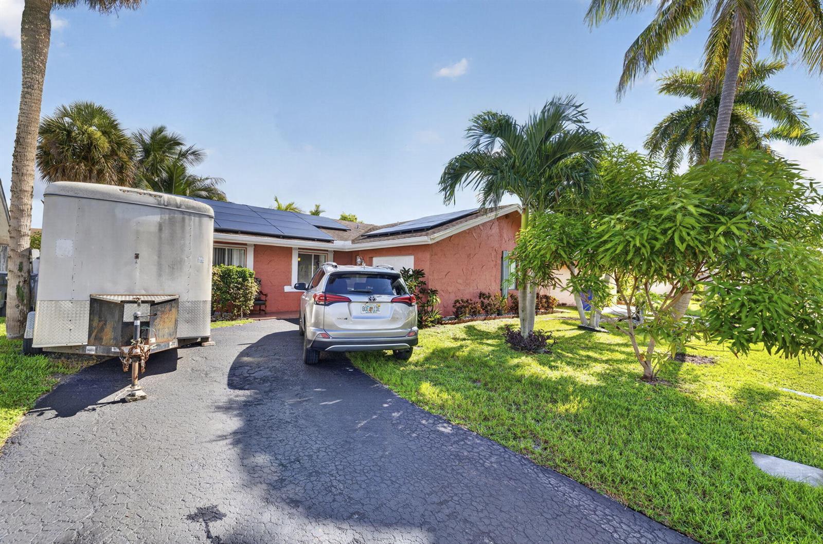 7513 SW 7TH Street, North Lauderdale FL 33068 photo 3