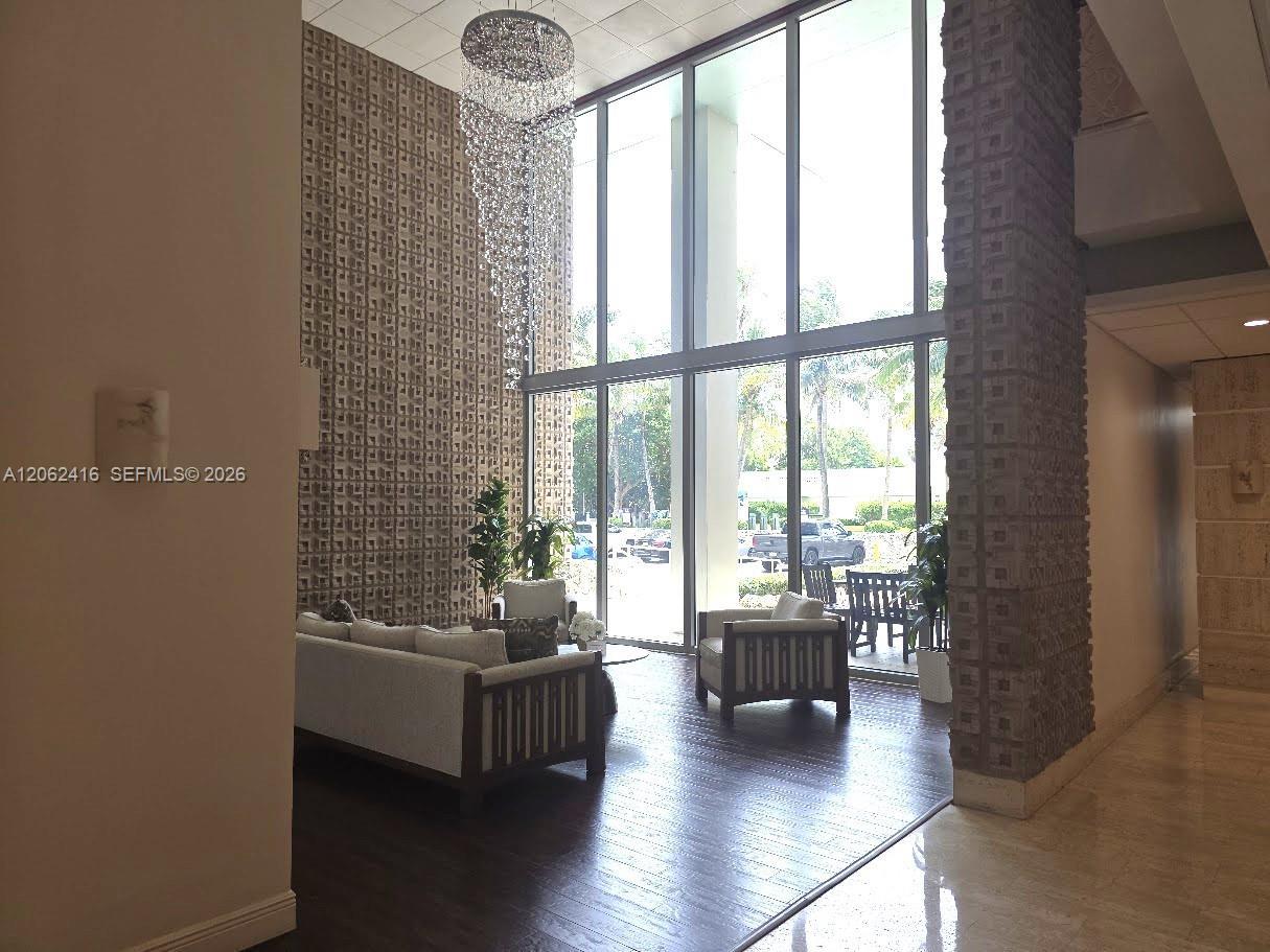 2899 Collins Ave # 940, Miami Beach FL 33140 photo 2