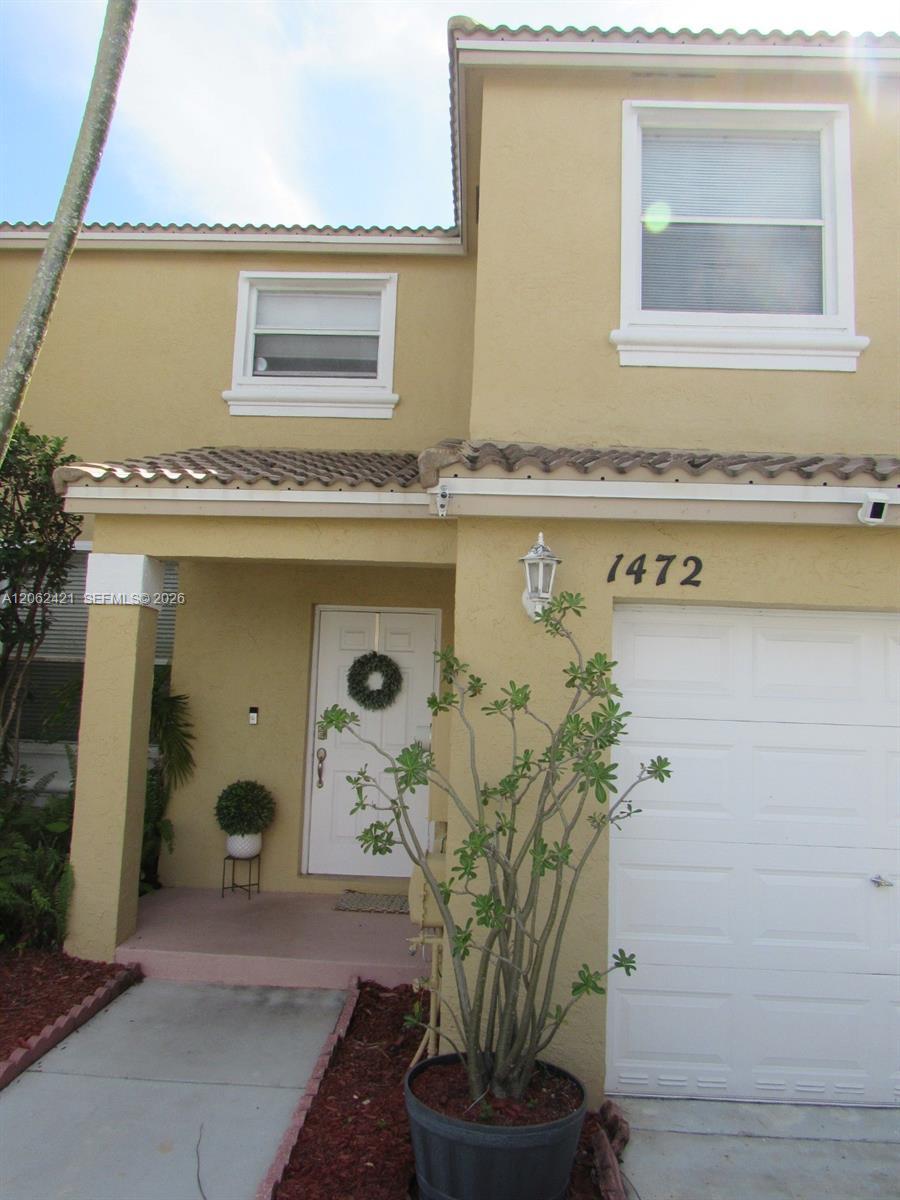 1472 NW 154th Ln, Pembroke Pines FL 33028 photo 2