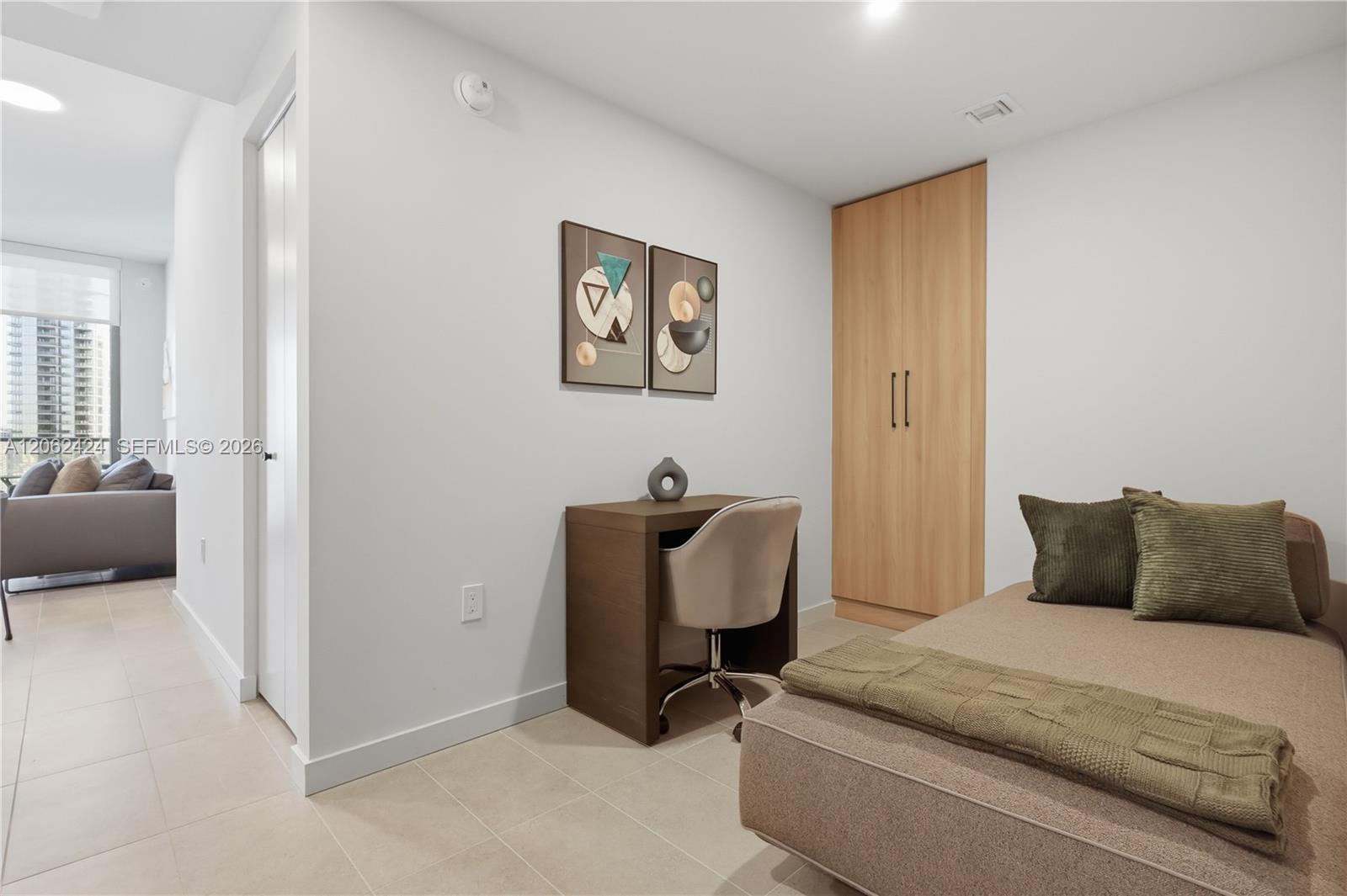 121 NE 5th St # 3511, Miami FL 33132 photo 5