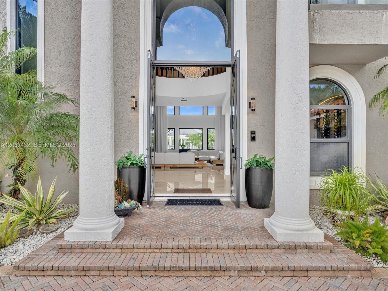 1021 NW 115th Ave, Plantation FL 33323 photo 5
