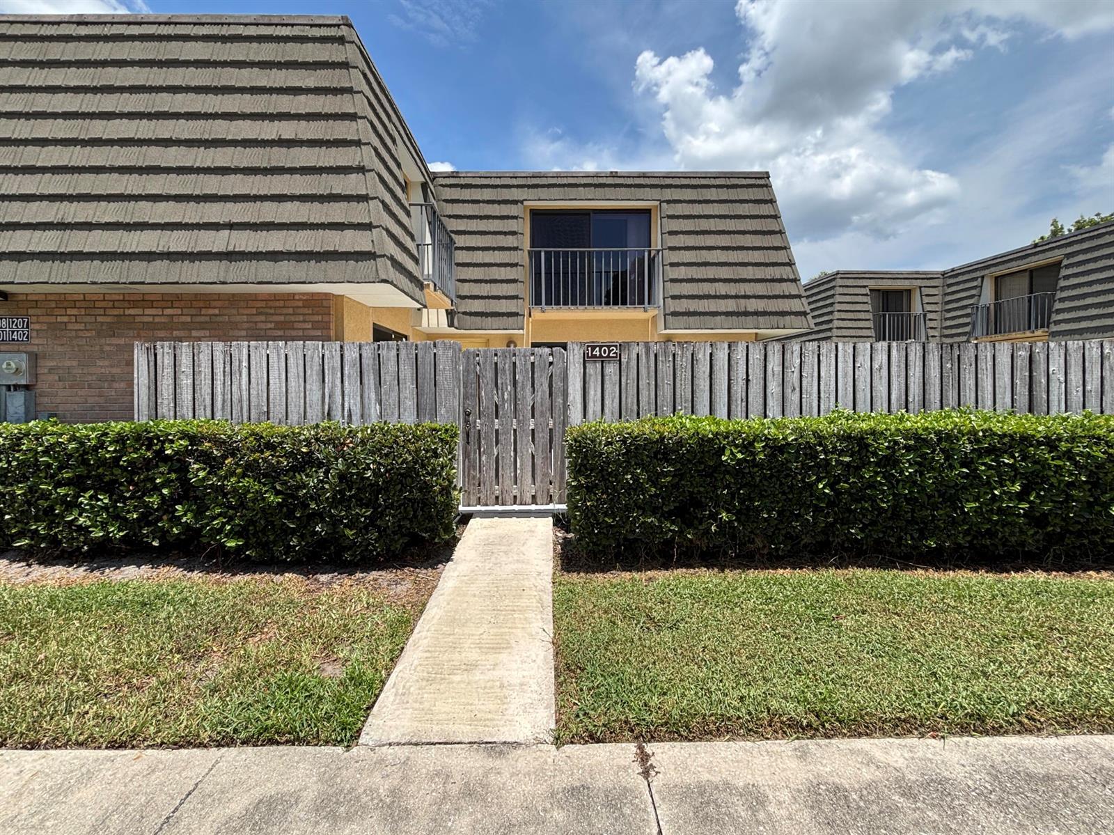 1402 14th Way, West Palm Beach FL 33407