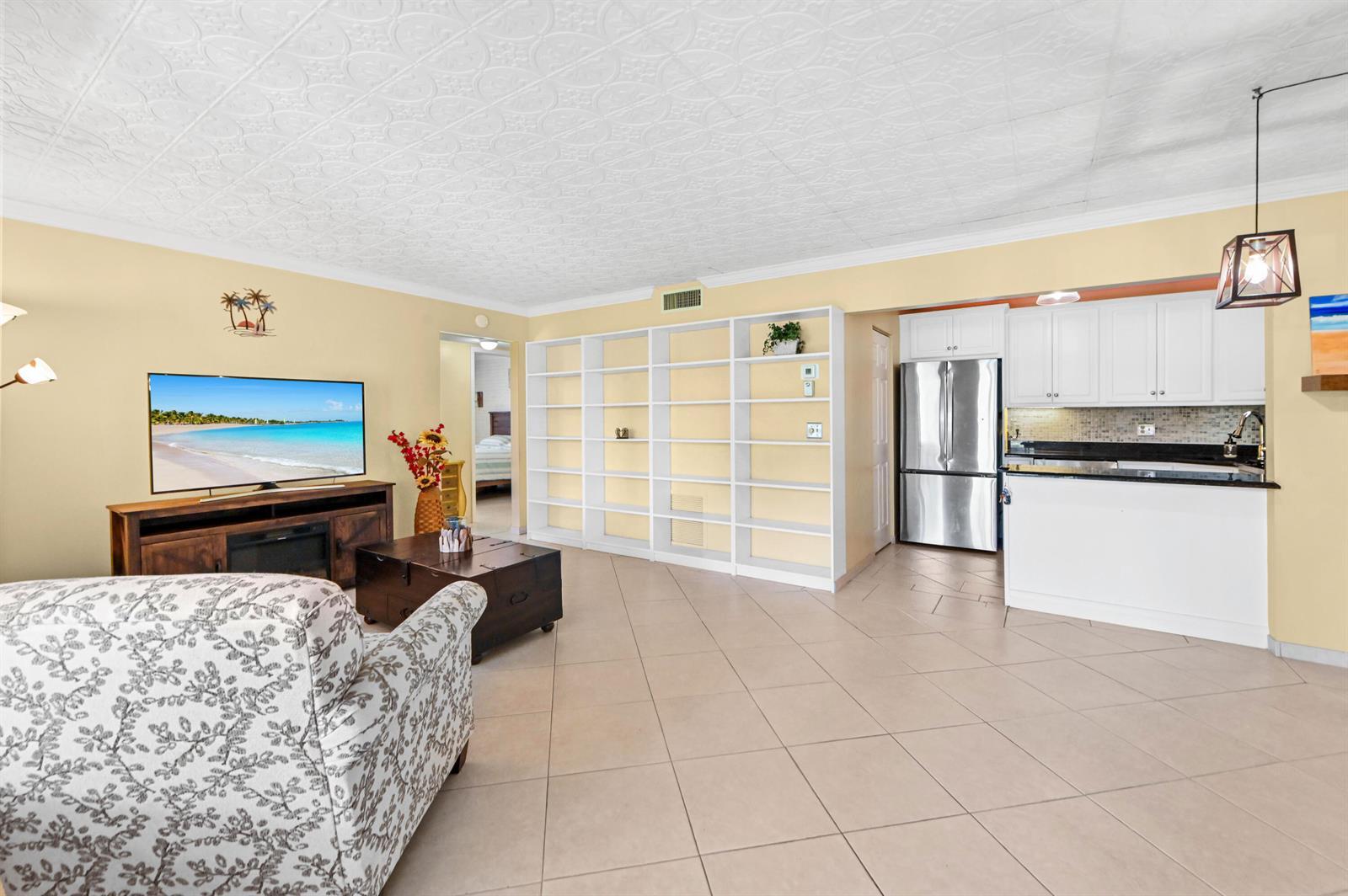 539 Shady Pine Way # C1, FL 33415 photo 3