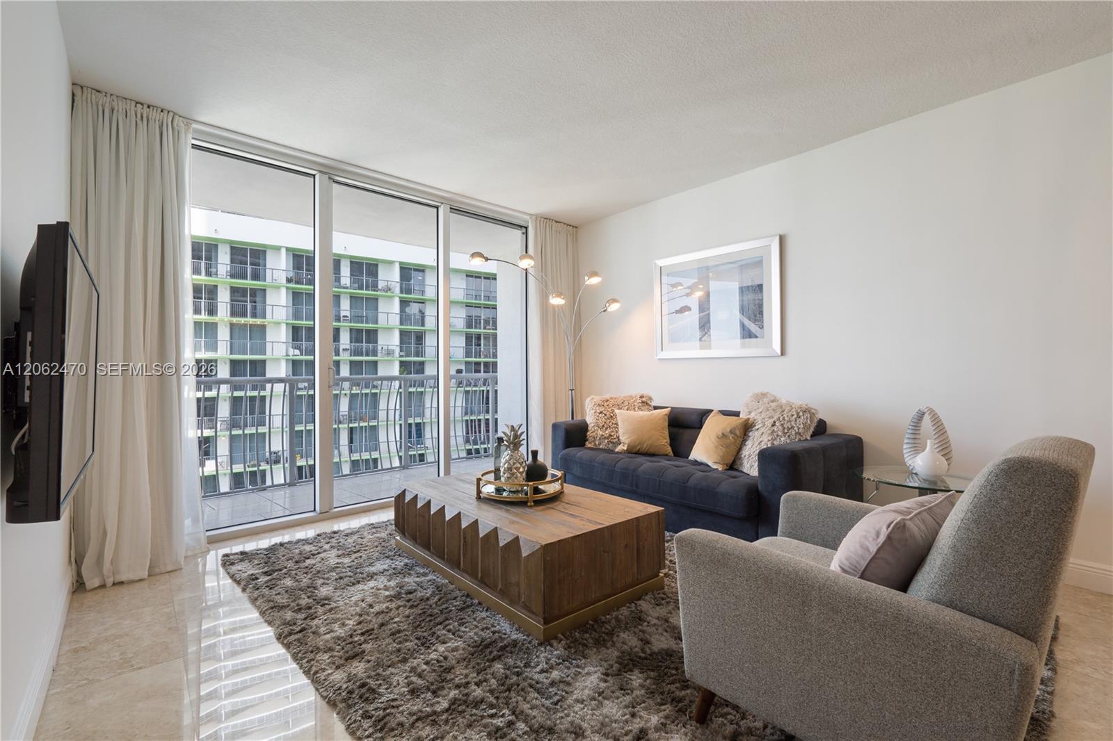1750 N Bayshore Dr # 3409, Miami FL 33132 photo 3