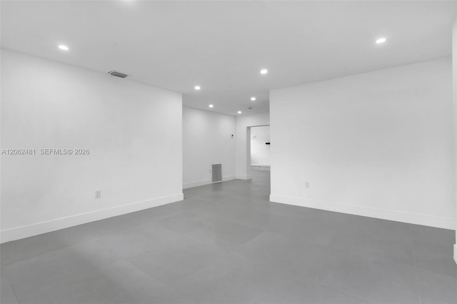 3400 NW 211th St, Miami Gardens FL 33056 photo 5