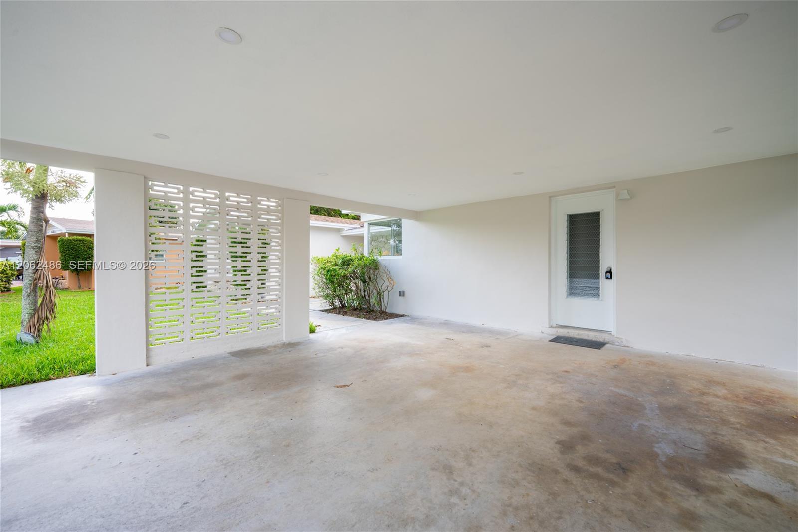 6640 SW 7 ST., Pembroke Pines FL 33023 photo 3