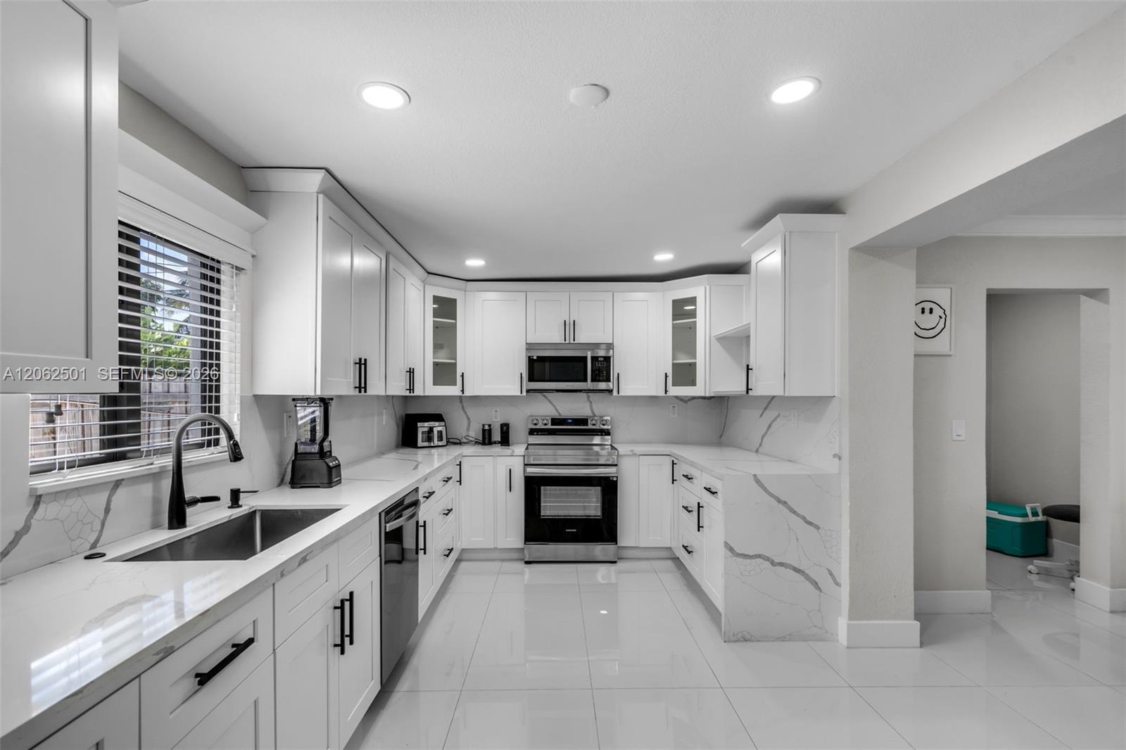 3609 SW 23rd St, Fort Lauderdale FL 33312 photo 3