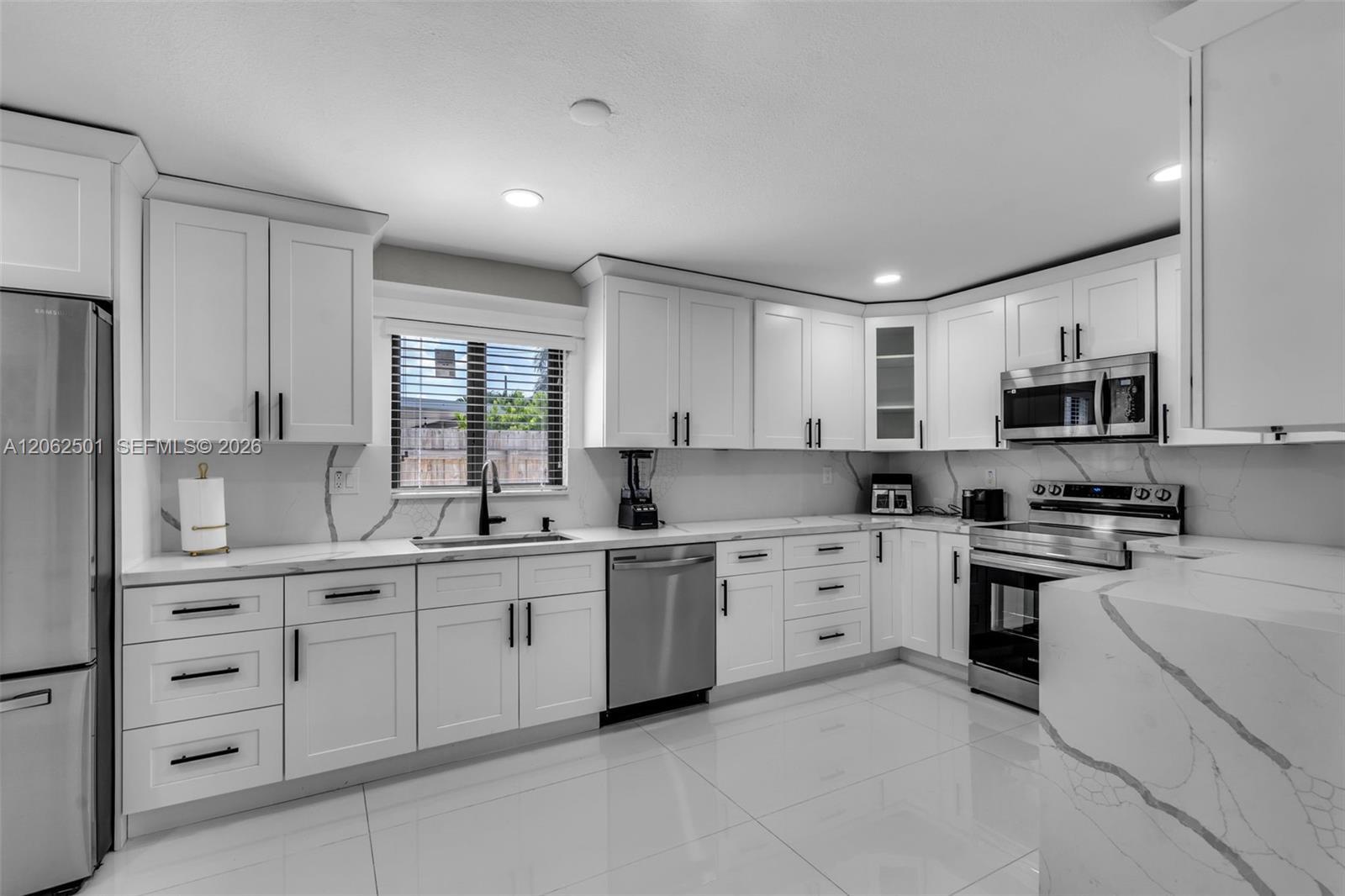 3609 SW 23rd St, Fort Lauderdale FL 33312 photo 4