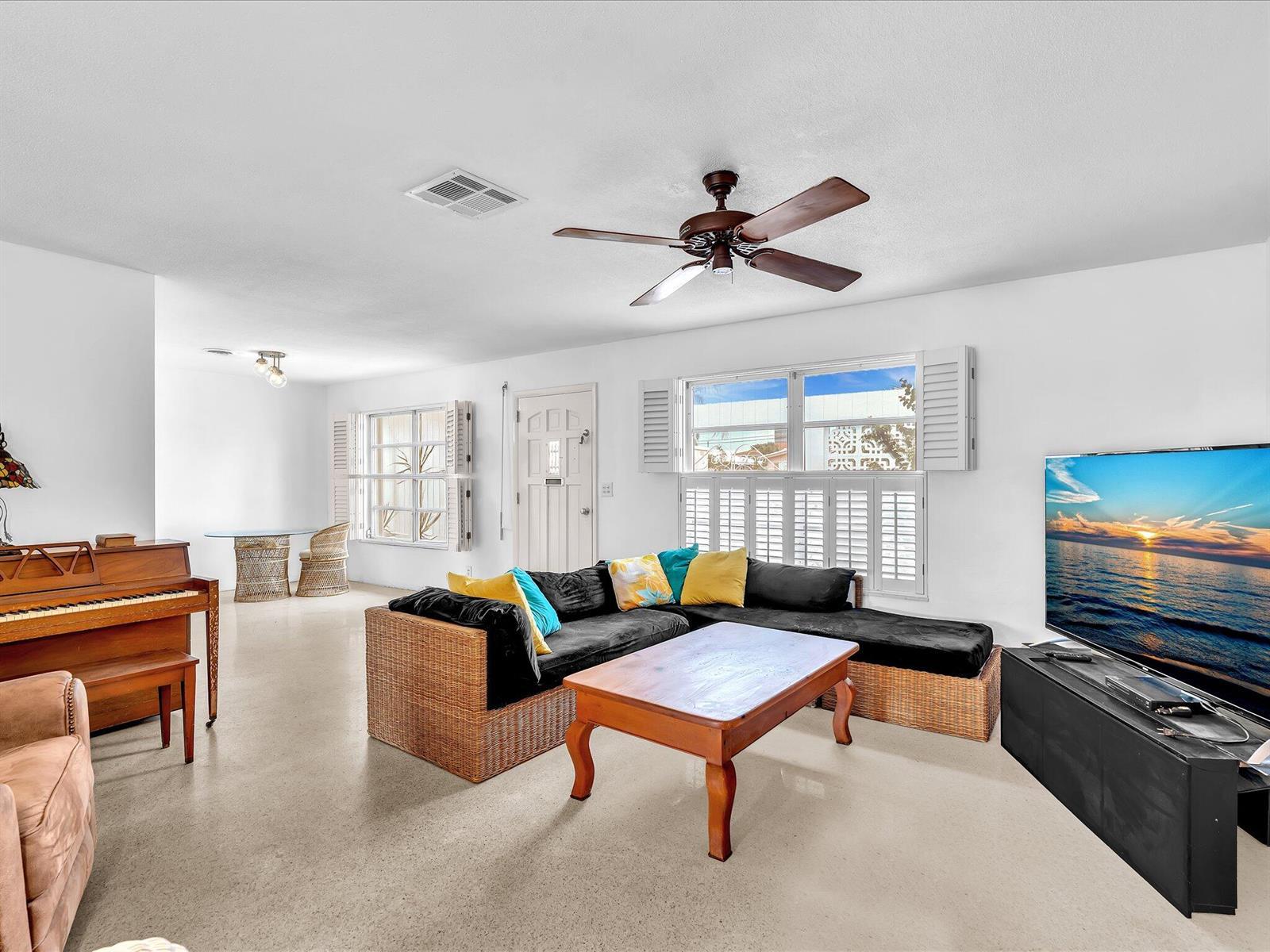 2121 NE 52ND Street, Fort Lauderdale FL 33308 photo 3