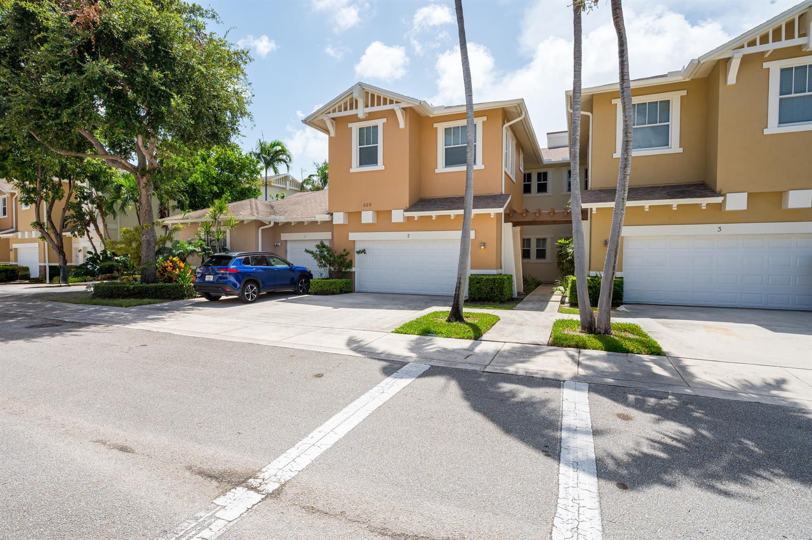 669 Pacific Grove Drive # 2, West Palm Beach FL 33401 photo 2