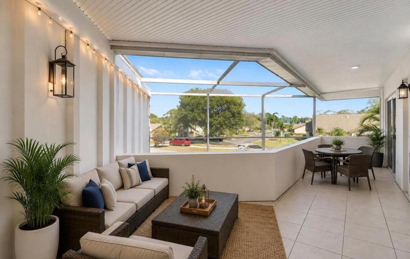 7 GREENWAY Village N # 202, Royal Palm Beach FL 33411