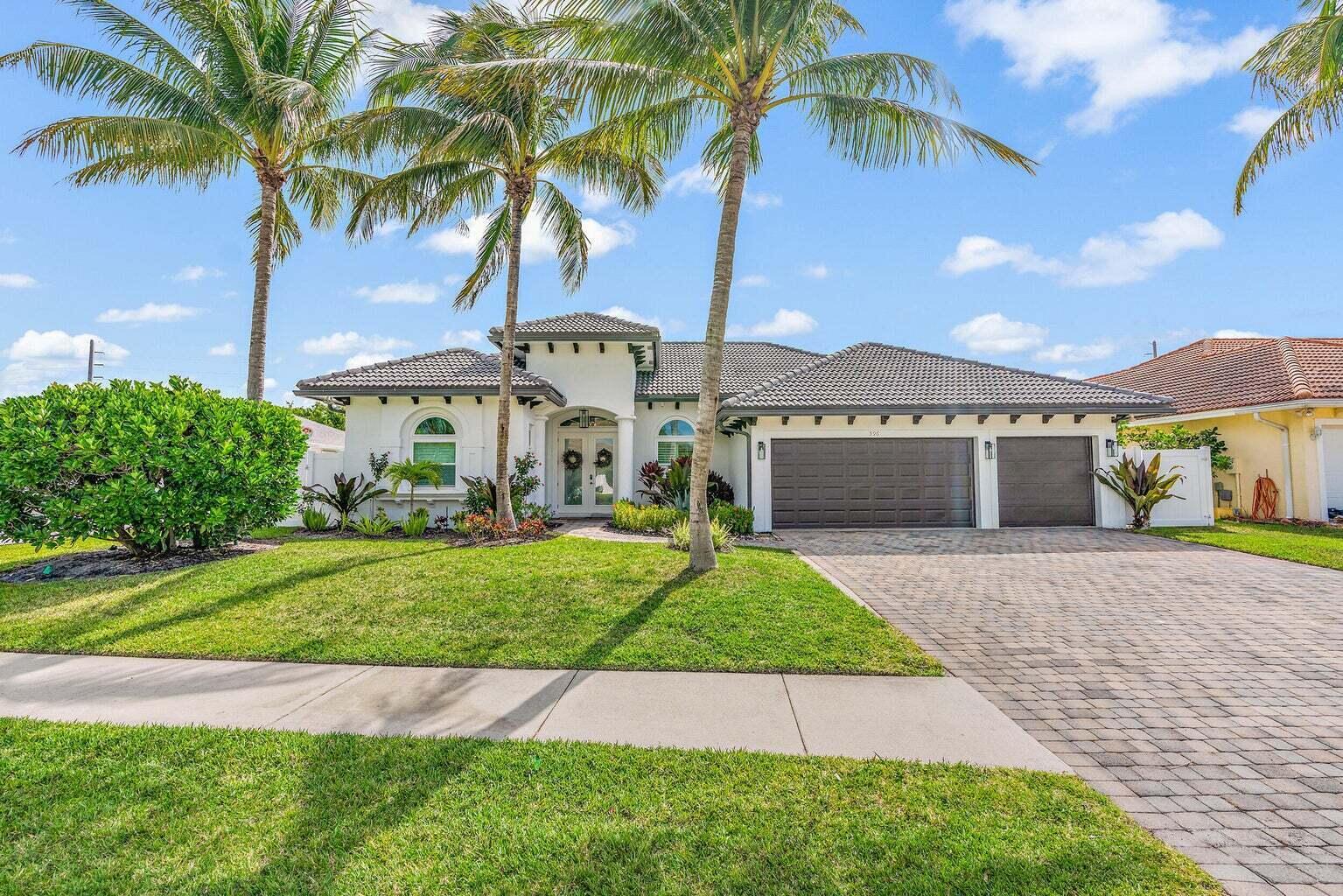 596 N Cypress Drive, Tequesta FL 33469