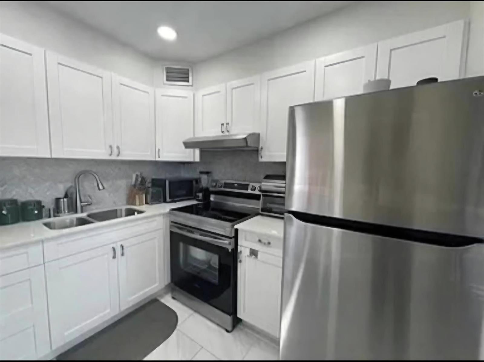 1920 NE 51ST Court NE # 101, Fort Lauderdale FL 33308 photo 4