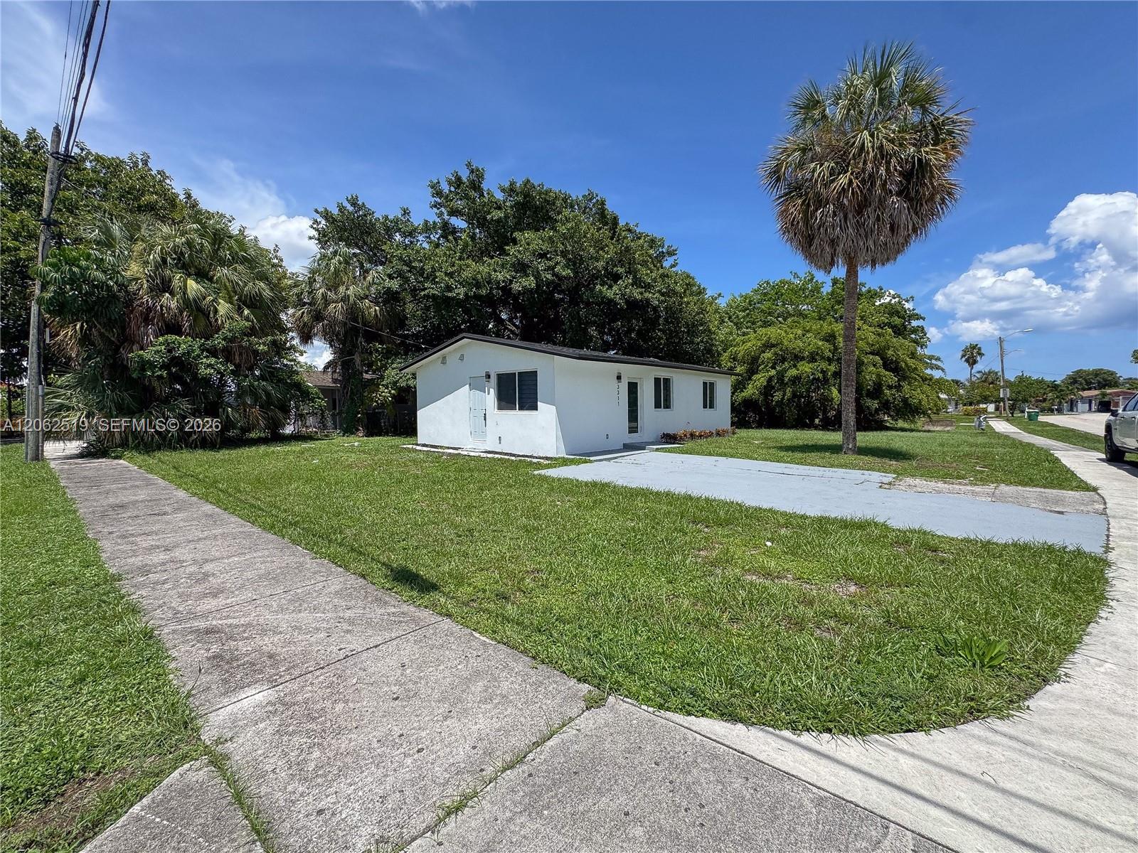 3311 NW 9th St, Lauderhill FL 33311 photo 3